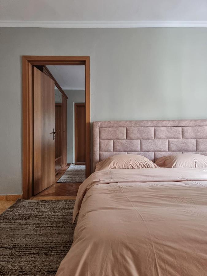 Tirana Center Cozy Apartment Exteriör bild